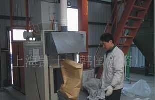 干粉砂漿包裝自動化解決方案 CBM-50a包裝機及其配套設備